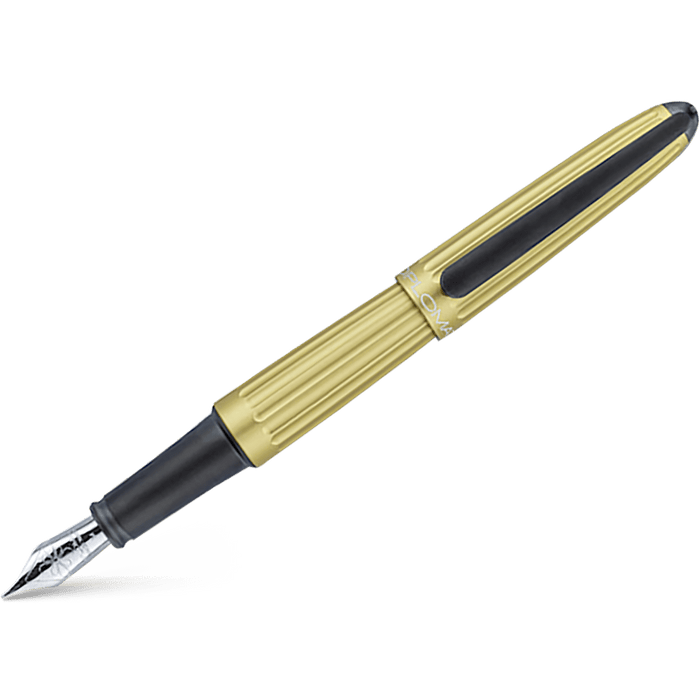 Diplomat Aero Fountain Pen - Champagne - Steel Nib - Pen Boutique Ltd