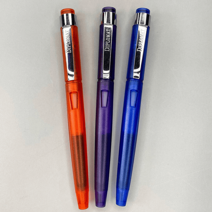 Diplomat Magnum Demo Fountain Pen - Blue - Pen Boutique Ltd