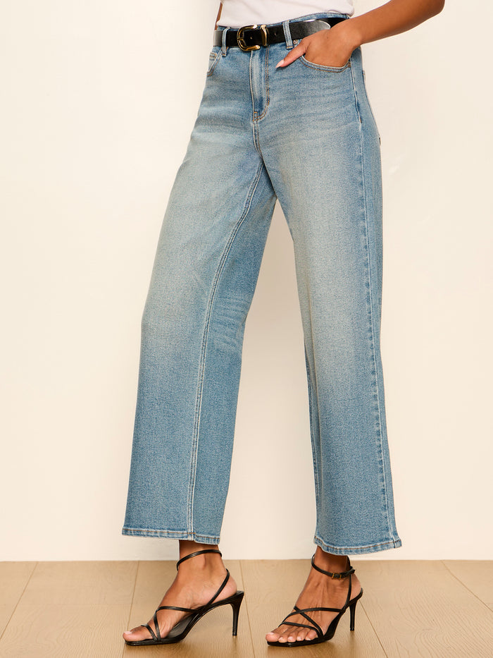 Ekara Slim Wide Jean Embroidered Light Wash