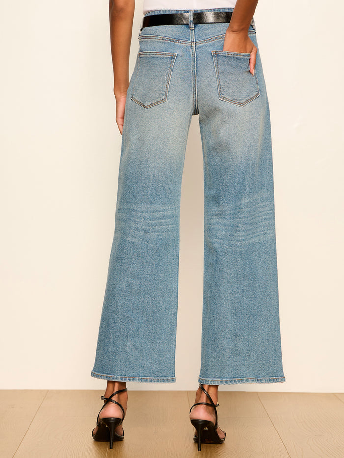 Ekara Slim Wide Jean Embroidered Light Wash