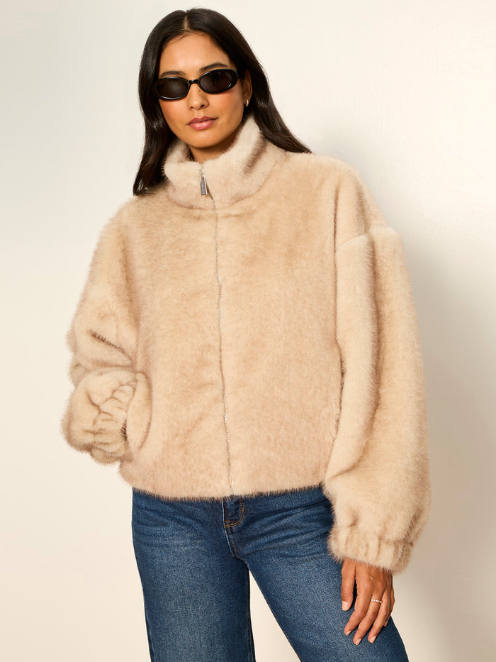 Everest Fur Bomber Arctic Hare