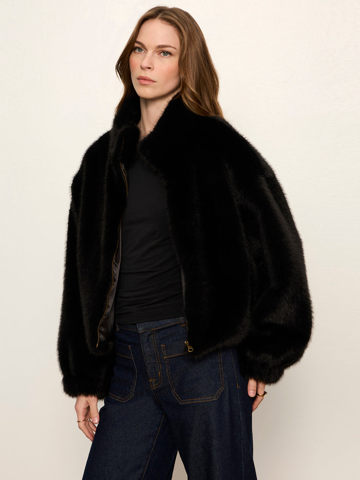 Everest Fur Bomber Black