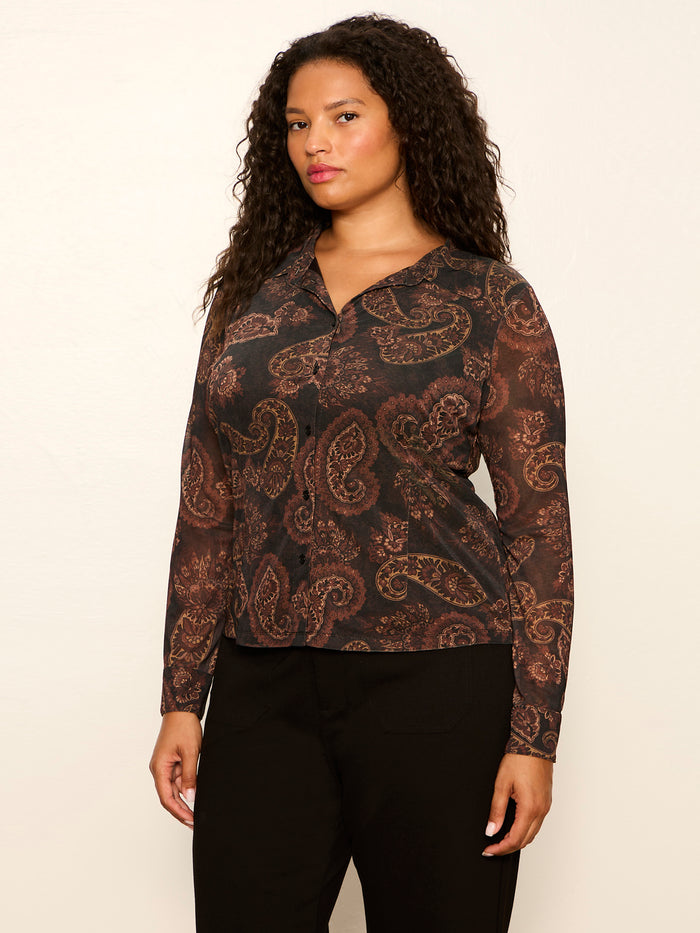 Fitted Mesh Button Down Top Cocoa Paisley Extended Sizing