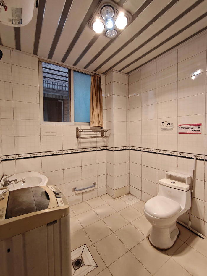 Kos Unit AK (Sep 2026) - Single Room - CNY 900/bulan