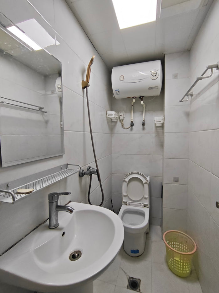 Kos Unit AV (Sep 2026) - Single Room - CNY 850/bulan