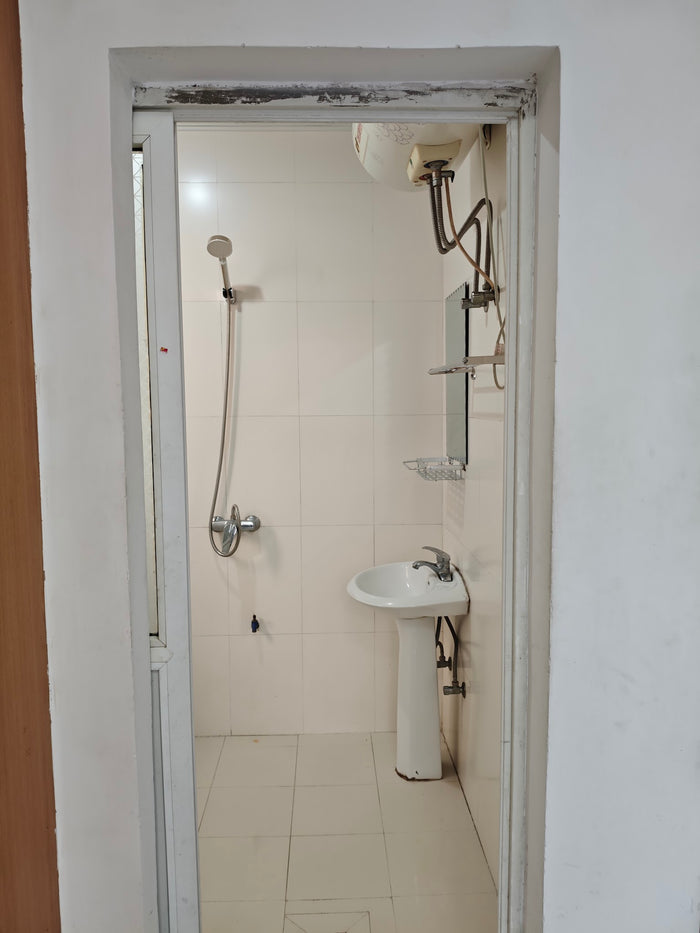 Kos Unit BQ (Sep 2026) - Single Room - CNY 950/bulan