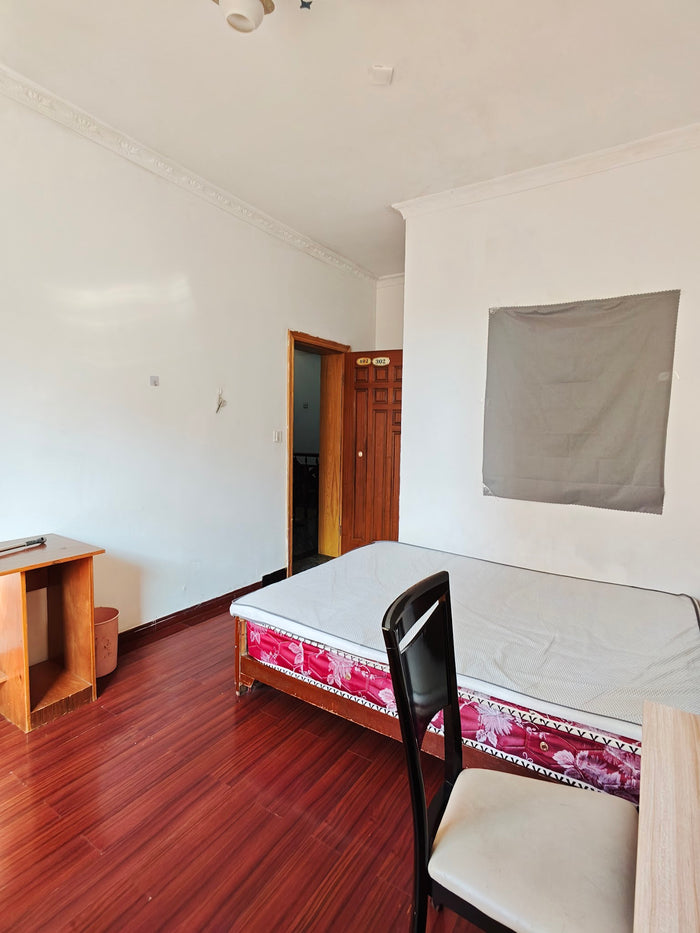 Kos Unit CD (Sep 2026) - Single Room - CNY 900/bulan
