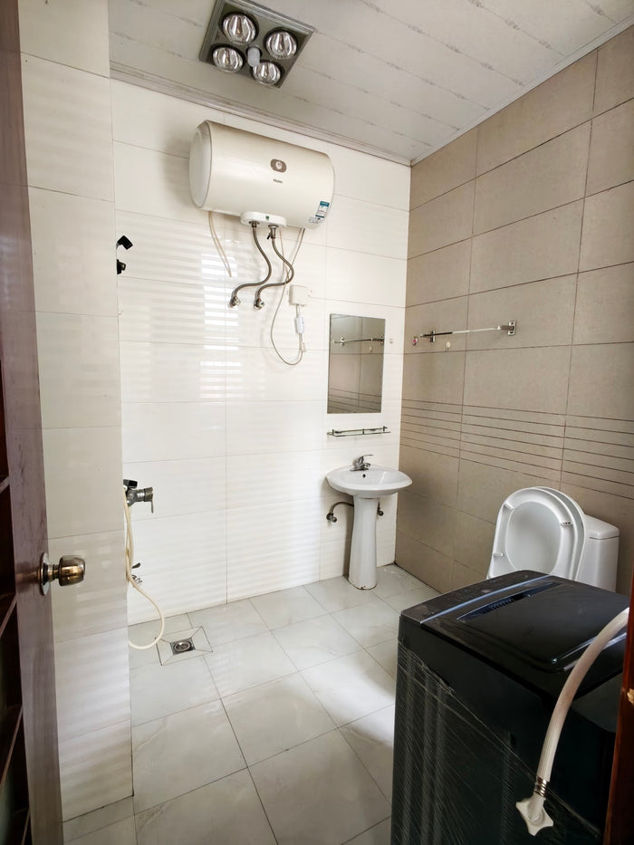 Kos Unit CU (Sep 2026) - Single Room - CNY 800/bulan