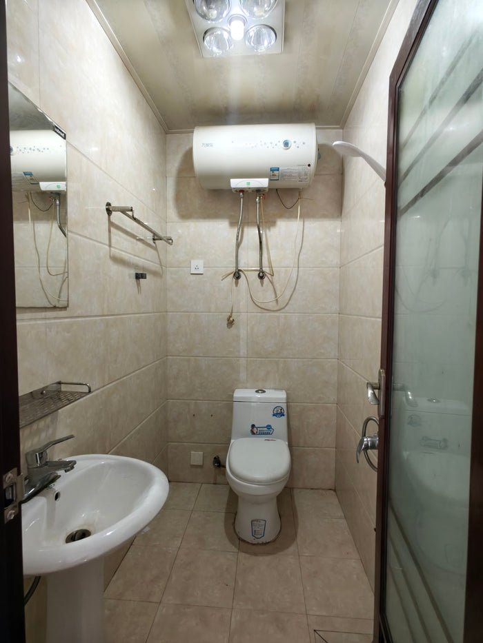 Kos Unit CW (Sep 2026) - Single Room - CNY 900/bulan