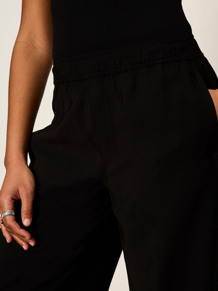 Micro Balloon Pant Black Petite Sizing