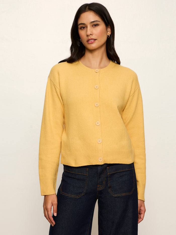 Must-Have Cardi Goldie