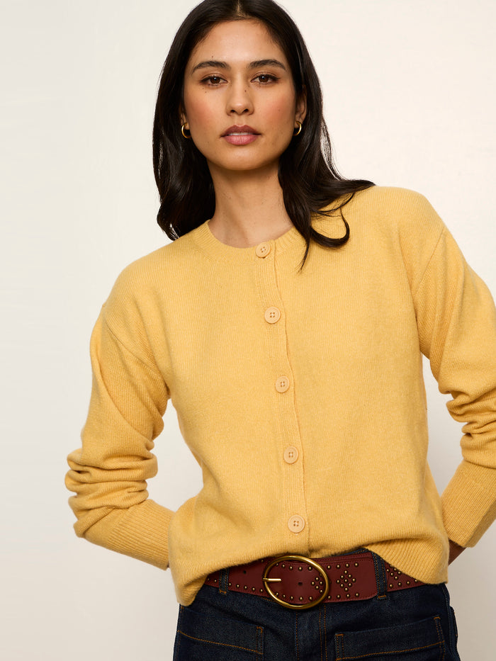 Must-Have Cardi Goldie