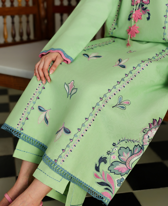 Pistachio Poise
