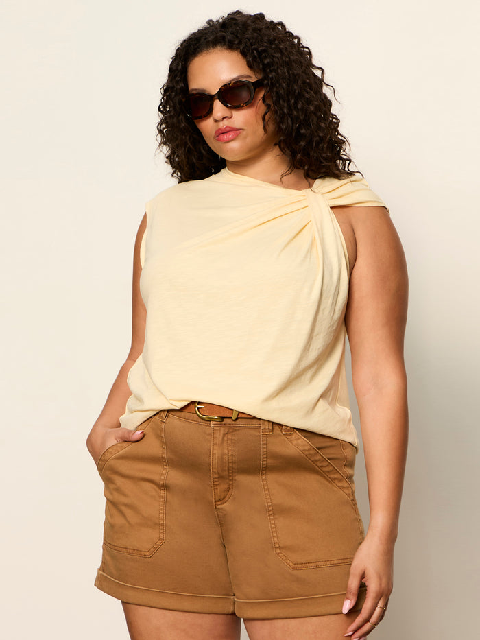 So Twisted Muscle Tee Banana Extended Sizing
