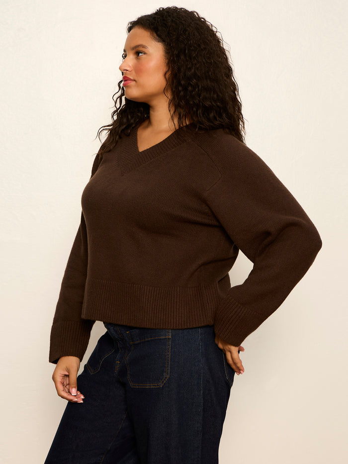 Vanna V-Neck Sweater Espresso Martini Extended Sizing