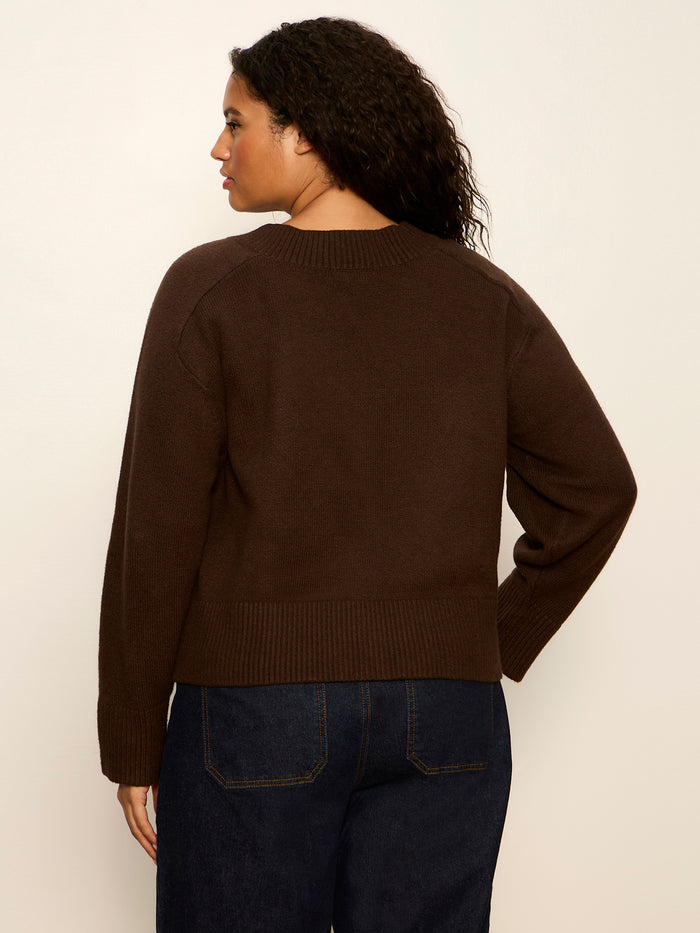 Vanna V-Neck Sweater Espresso Martini Extended Sizing