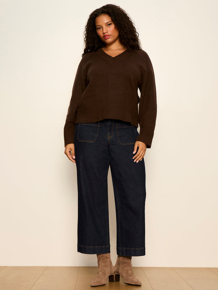 Vanna V-Neck Sweater Espresso Martini Extended Sizing